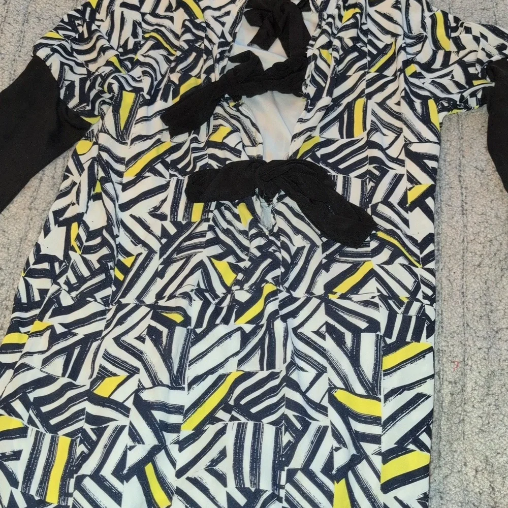 Geometric Pattern Dress - Picture 2 of 2